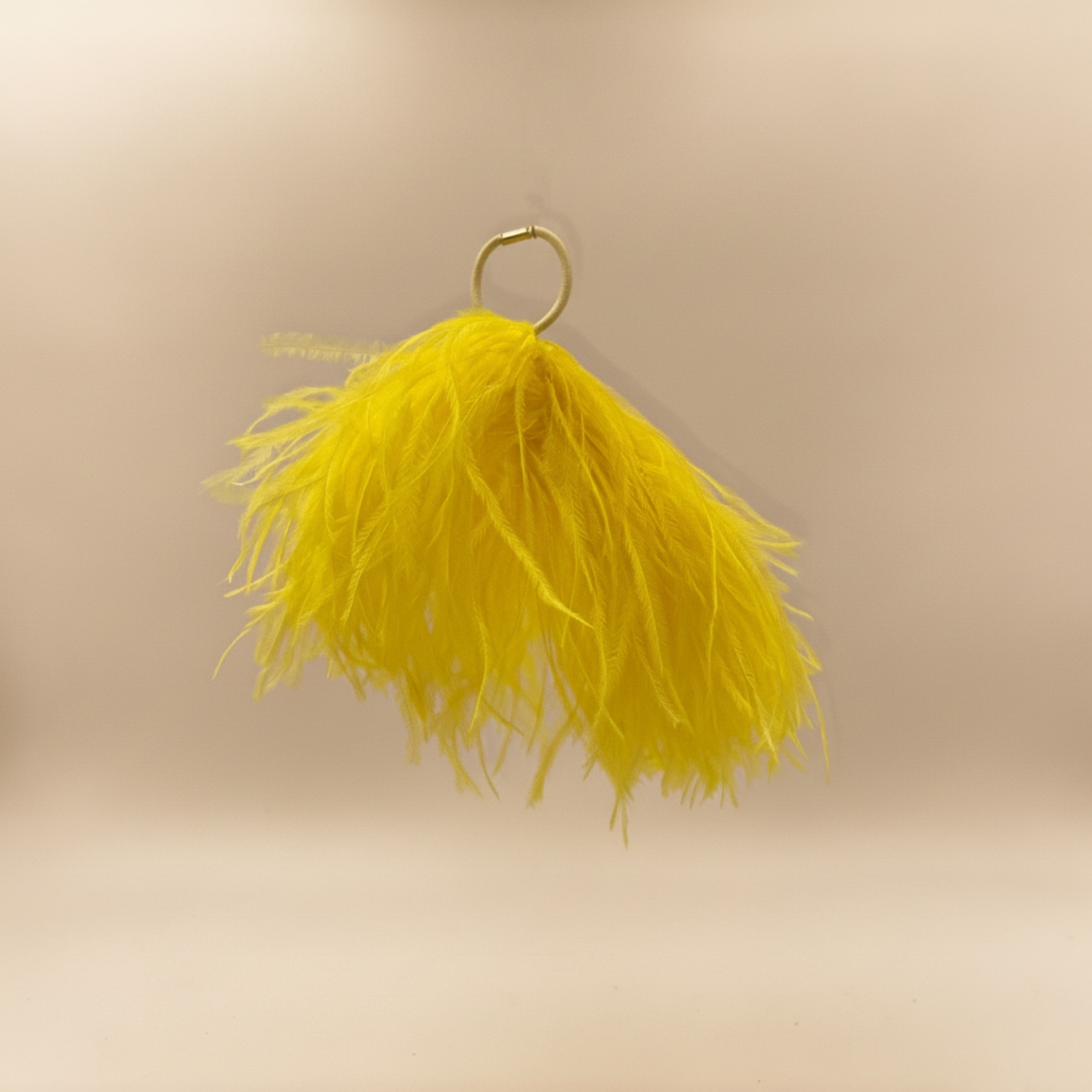 Artikel 16 – Beispielname